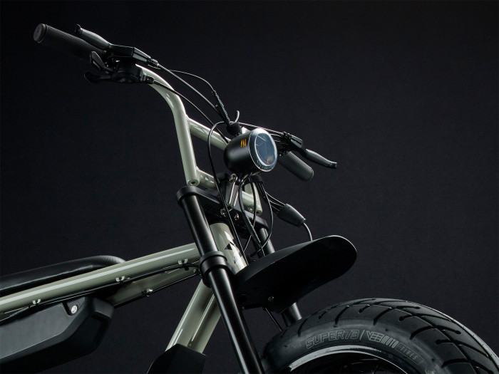 Der Lenker des Super76 ZX (Bild: Super73)